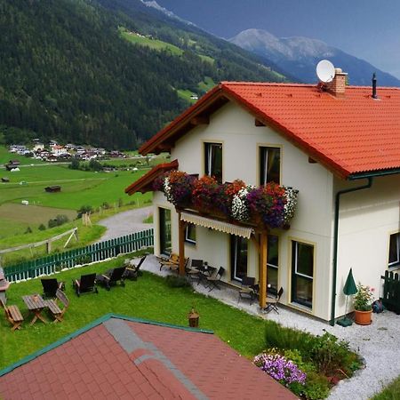 Chalet Olympia Neustift im Stubaital Exterior foto